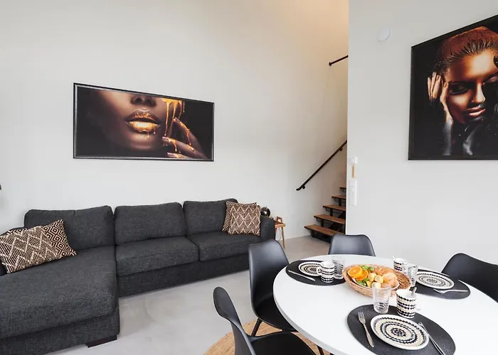 Hilmantori By Hiekka